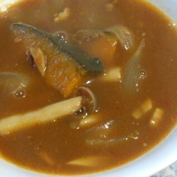 南瓜と茸のトマトスープカレー